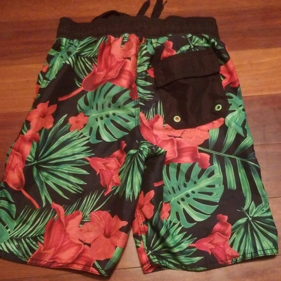 Swim trunks - Picture 2 of 3